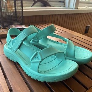 Teva Hurricane Drift Sandal - Like new